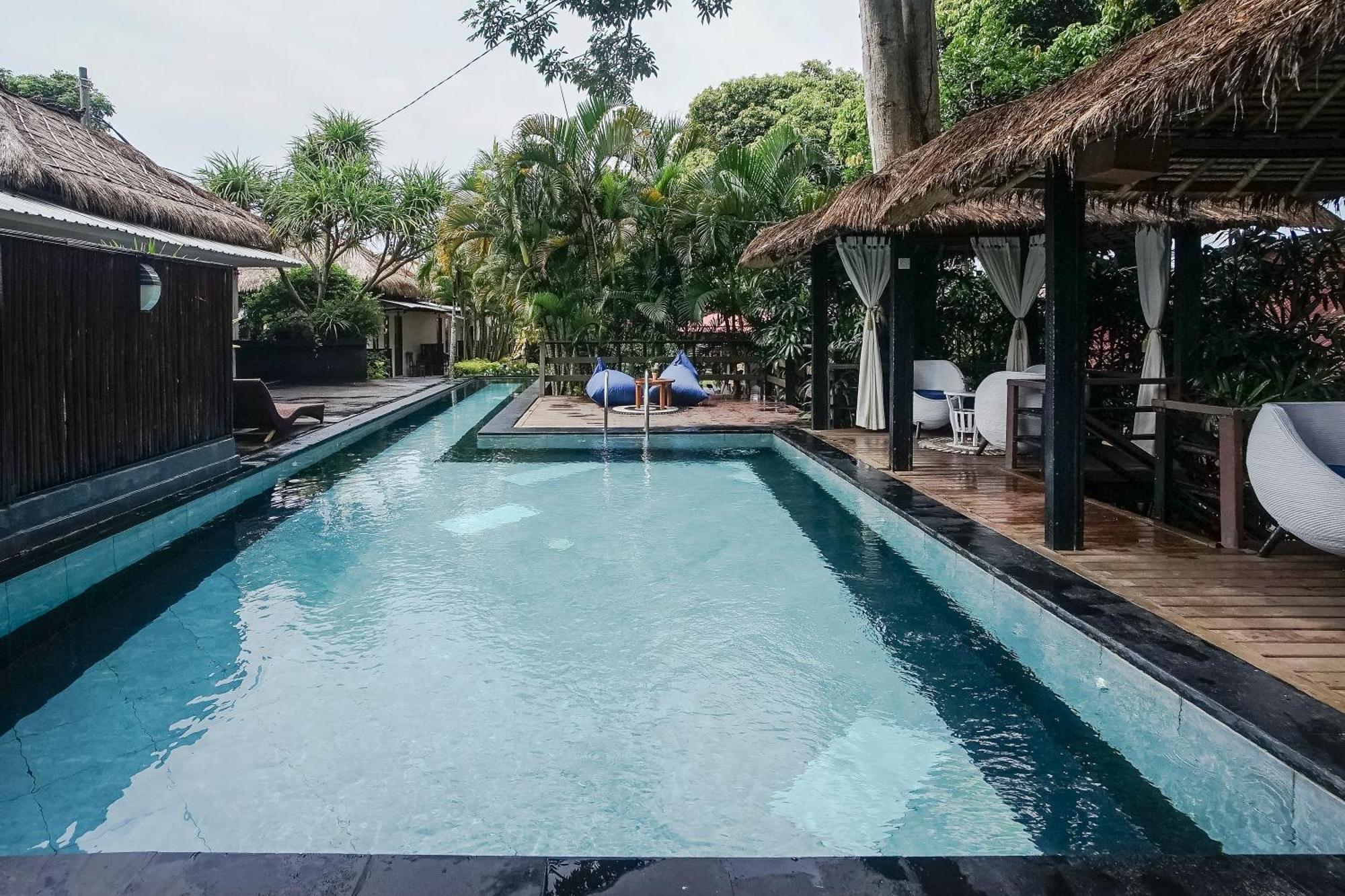 Hotel Kampung 168 Jimbaran Exterior foto