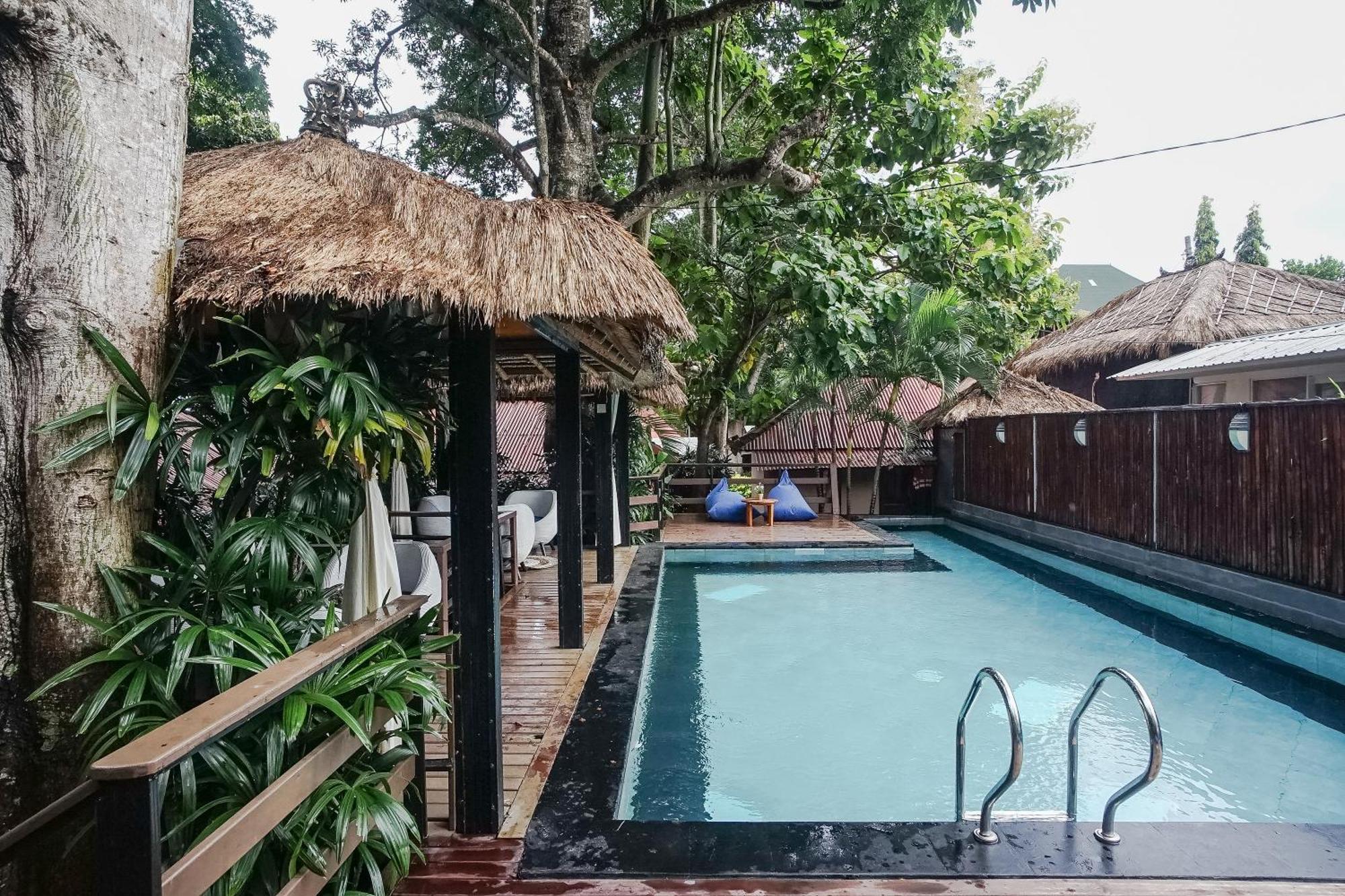 Hotel Kampung 168 Jimbaran Exterior foto